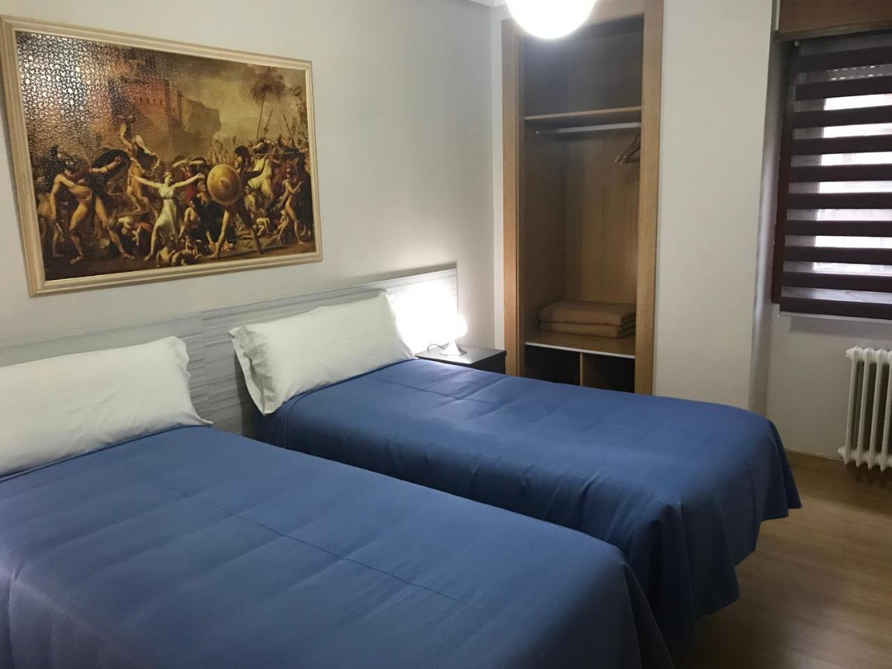 Pension Berceo Logroño Extérieur photo